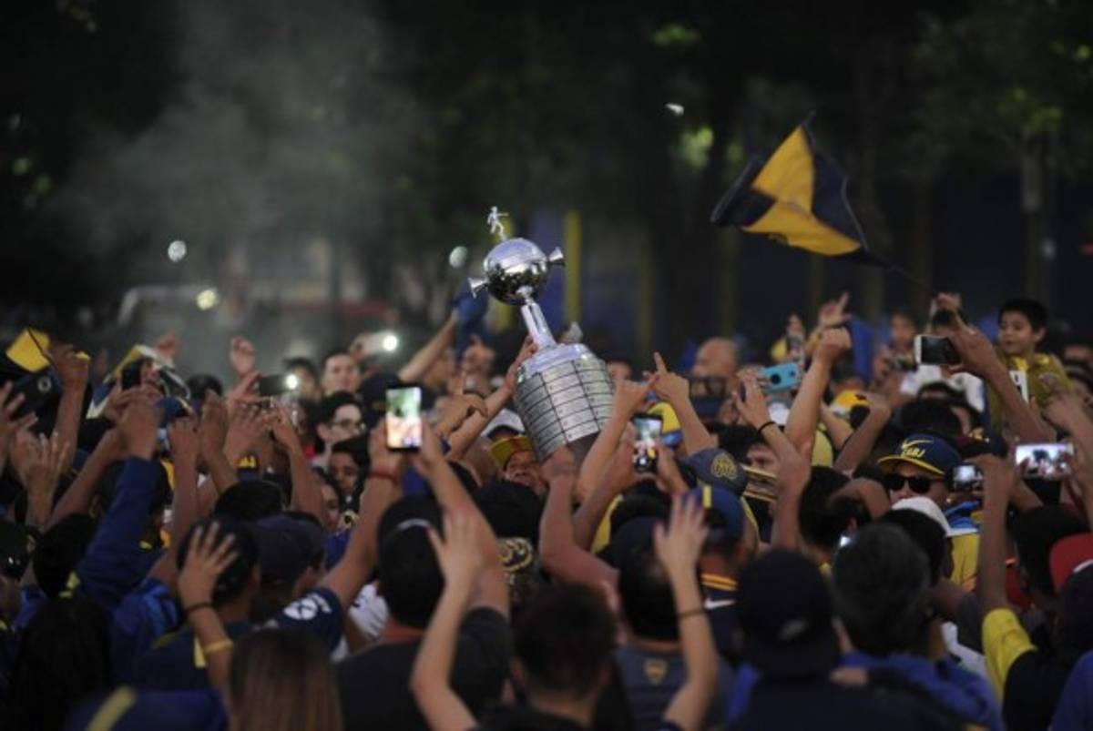FOTOS: La impresionante despepida de los aficionados al Boca Juniors