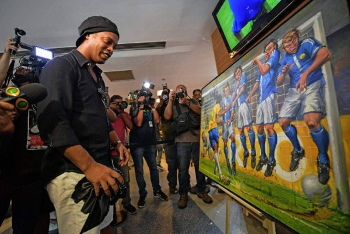 Fotos: El Maracaná inaugura un espectacular tour de la carrera de Ronaldinho