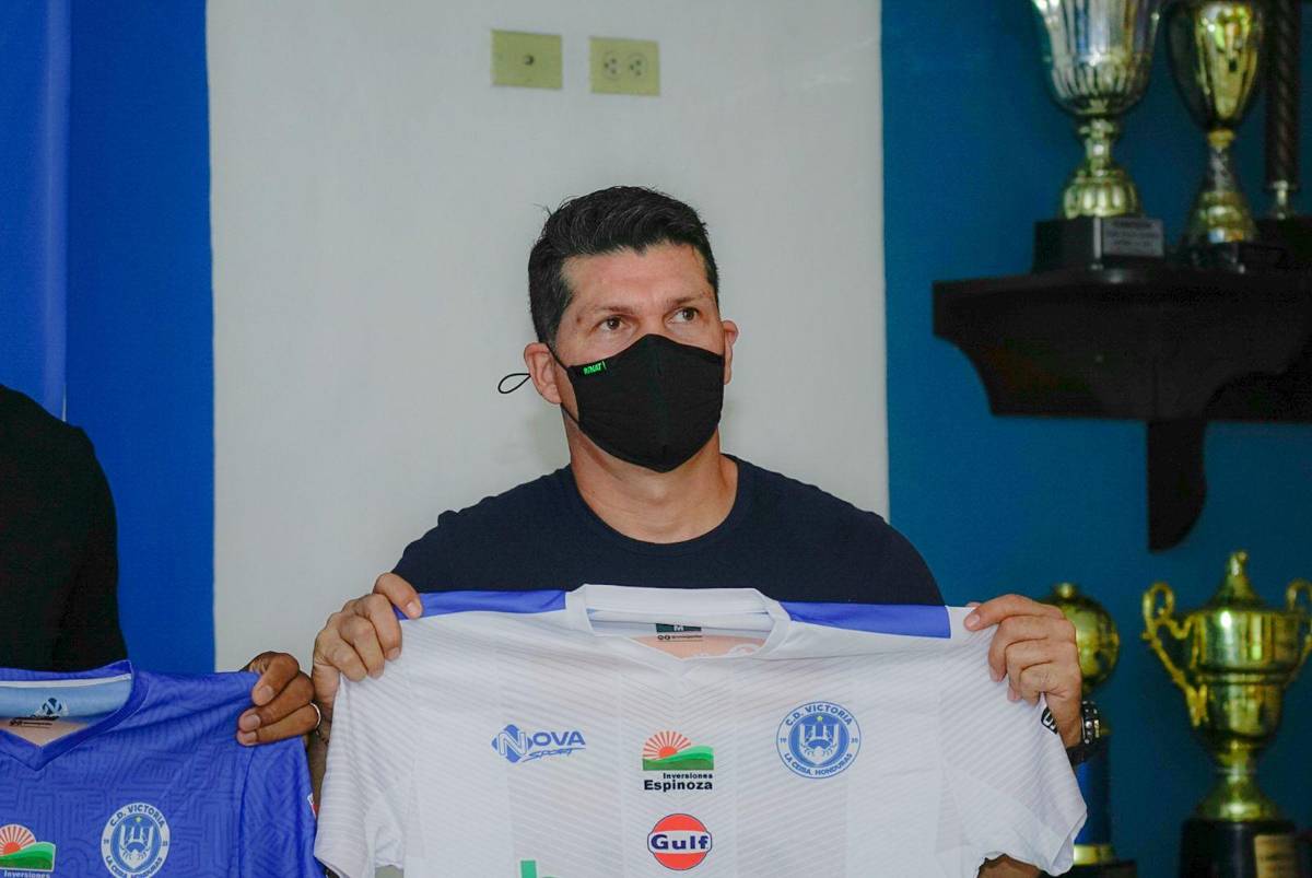 Mercado: Marathón y Victoria con fichajes, bajas en UPNFM y el futuro de Diego Vázquez y jugadores de Motagua