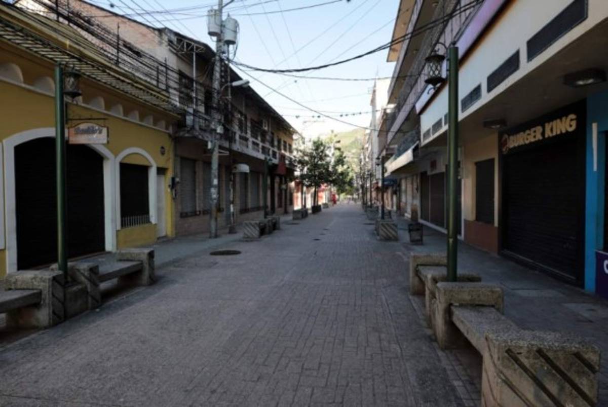 Negocios se preparan para abrir este lunes en la llamada 'reactivación de la economía en Honduras”