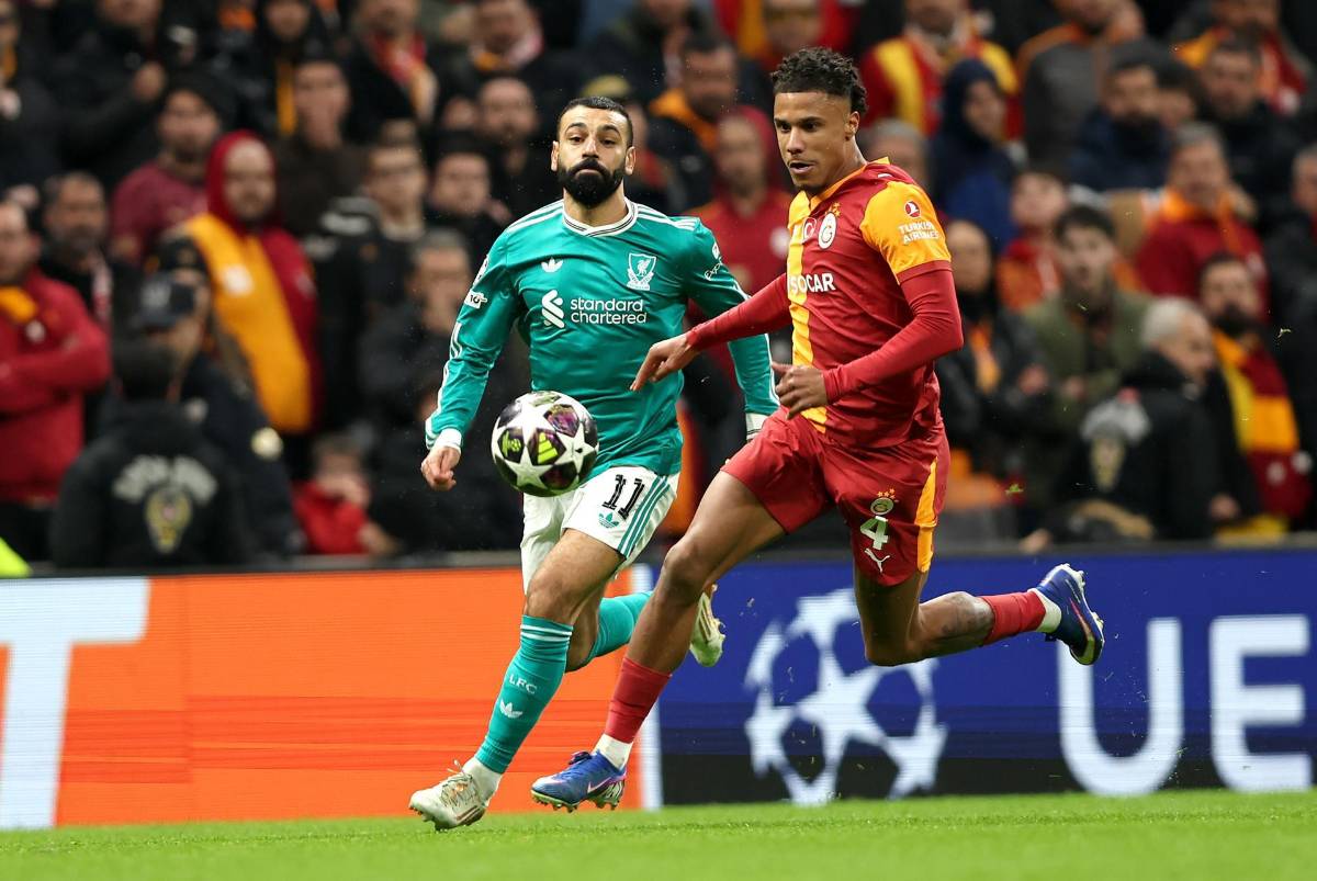 El penal milagroso del Barcelona y futbolista se rompe; lo sacaron del partido tras recibir tres goles en 15 minutos