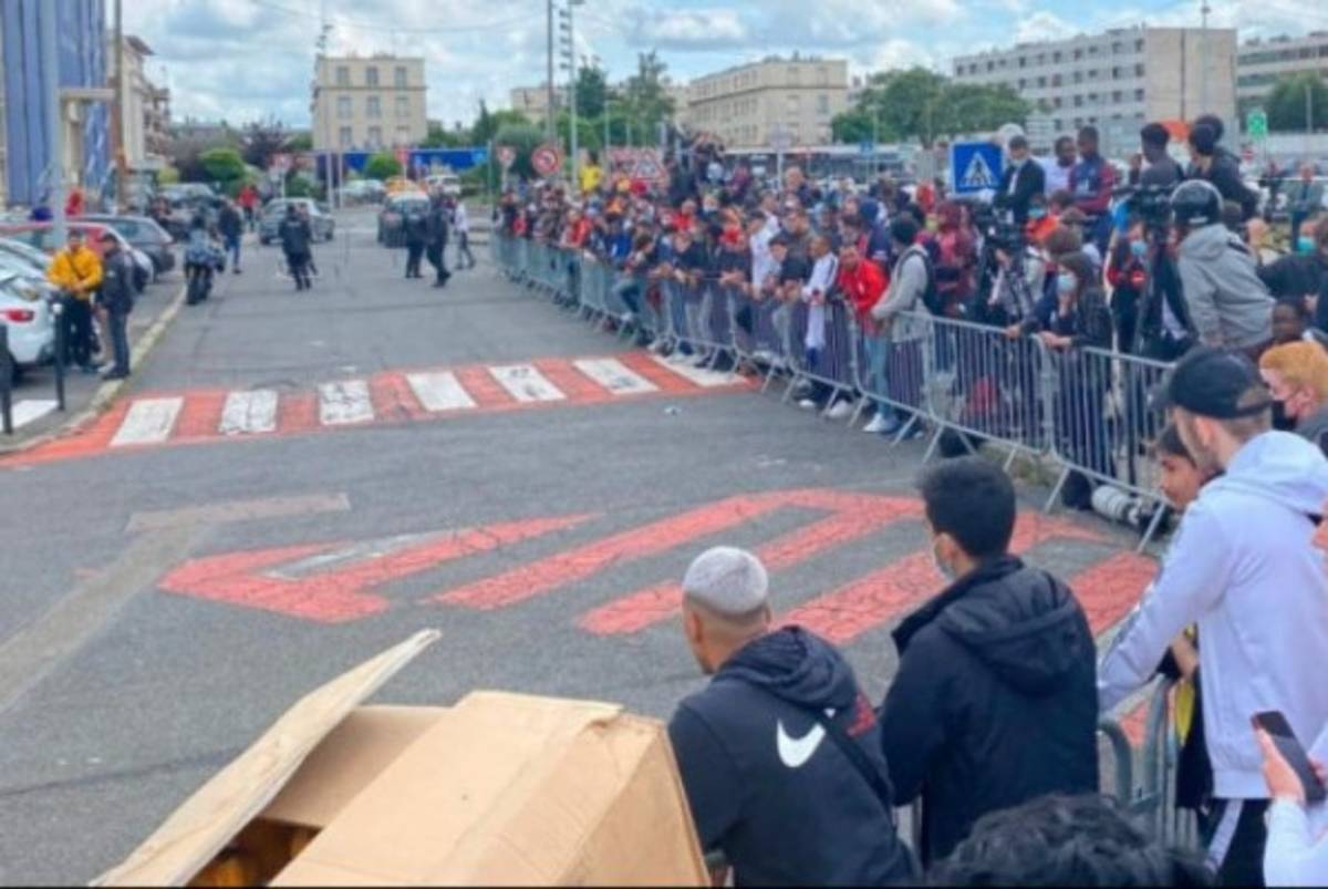 ¿Hoy llega Messi? Lo que está provocando el argentino en París por su eventual fichaje con el PSG