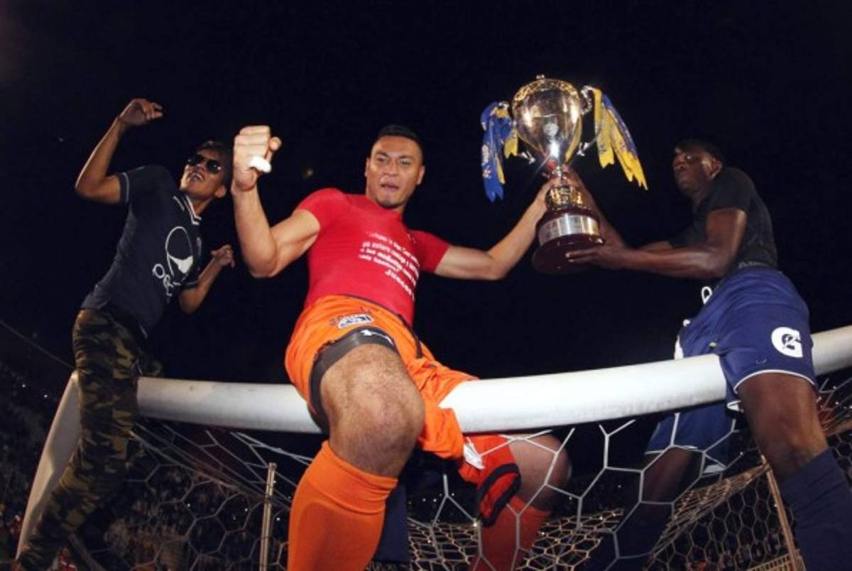 TOP: 15 fotos que todo aficionado del Motagua debe mirar