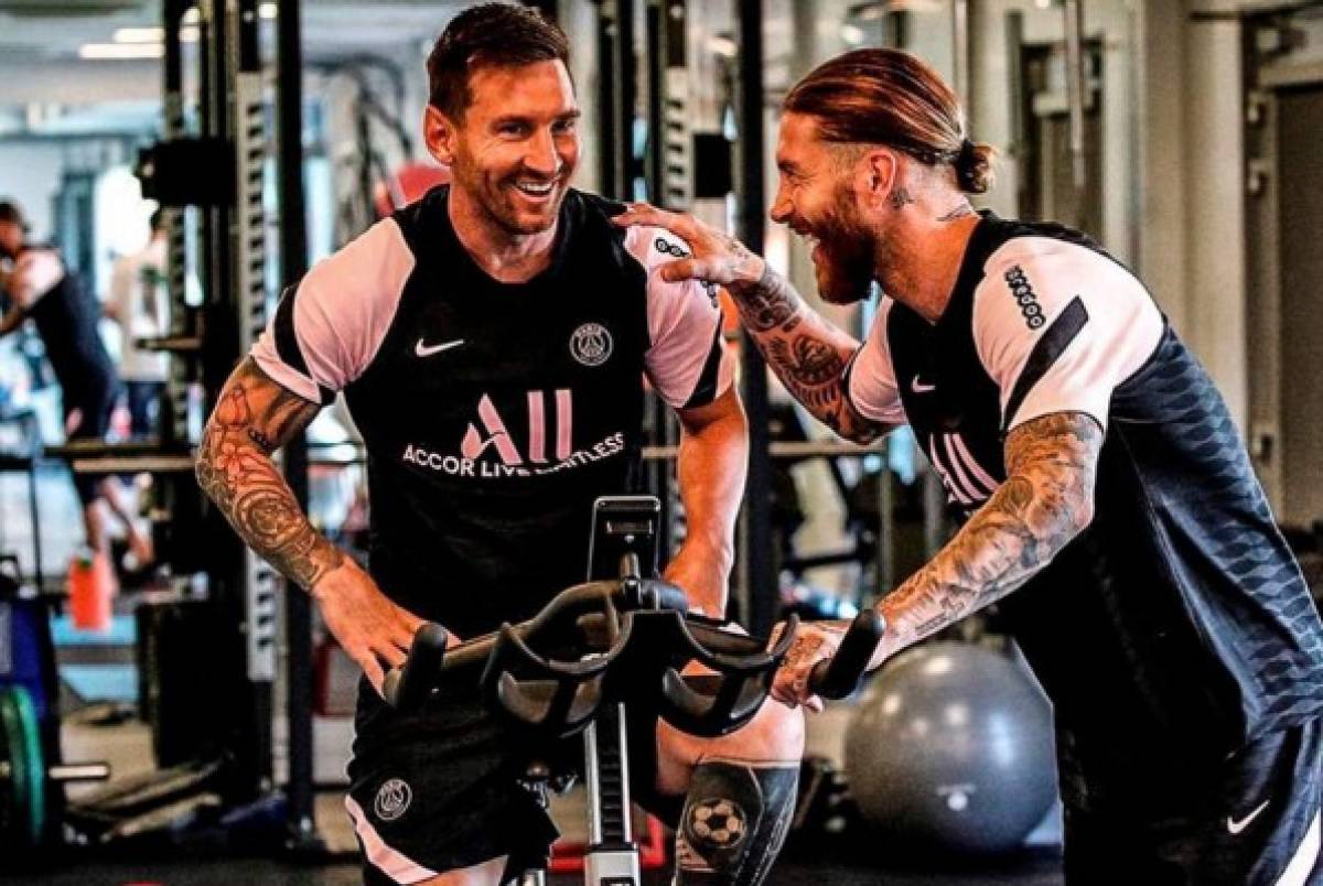 Así fue el primer entrenamiento de Messi en PSG: Su mejor amigo y abrazos con Sergio Ramos