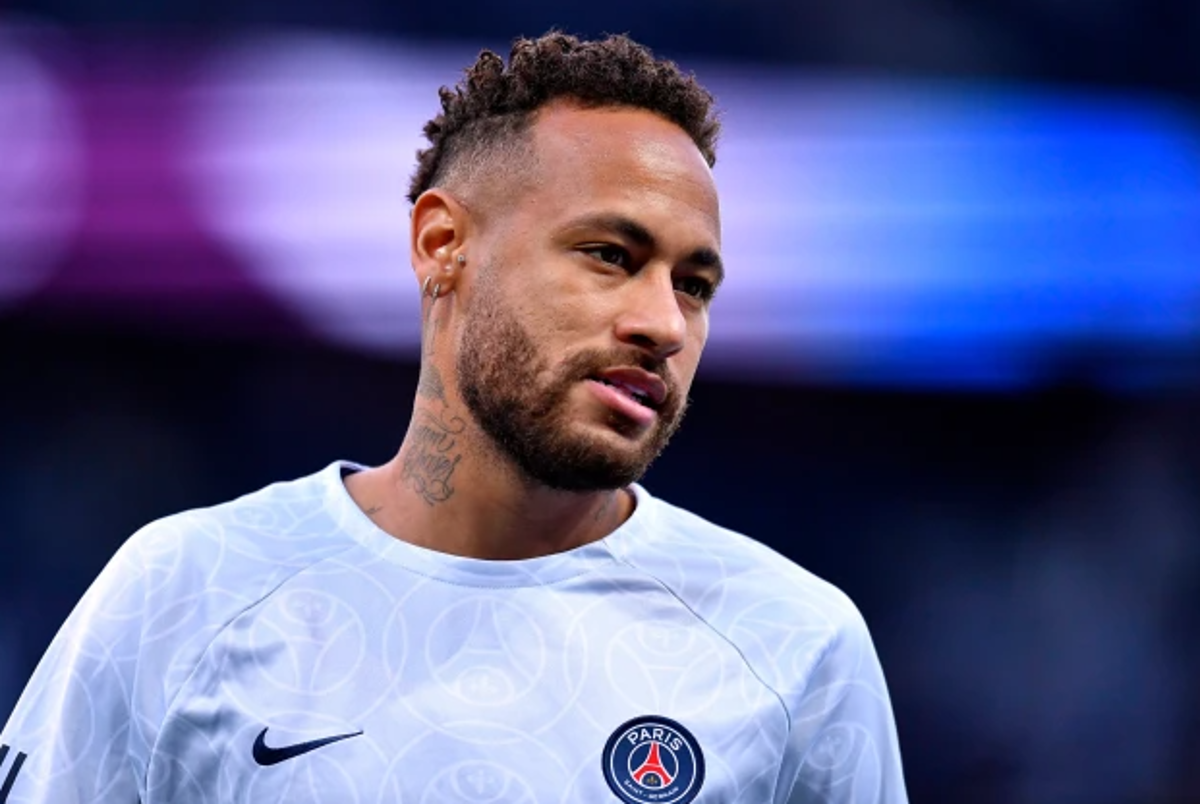 Arde el mercado en su penúltimo día: Barcelona tiene nuevo fichaje y Cristiano decide su destino; locura del Chelsea y Elis es noticia en Francia