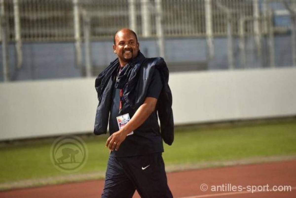 Fabián Coito en el top 5 de los entrenadores mejor pagados de la Copa Oro 2019