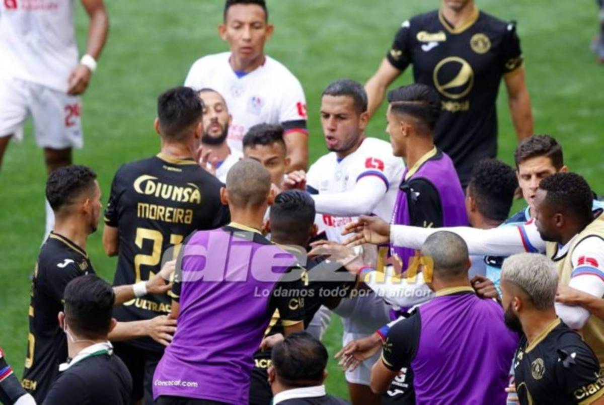 ¡Zafarrancho en el Motagua-Olimpia! Troglio y Diego Vázquez enloquecen; la agresión del Chino López