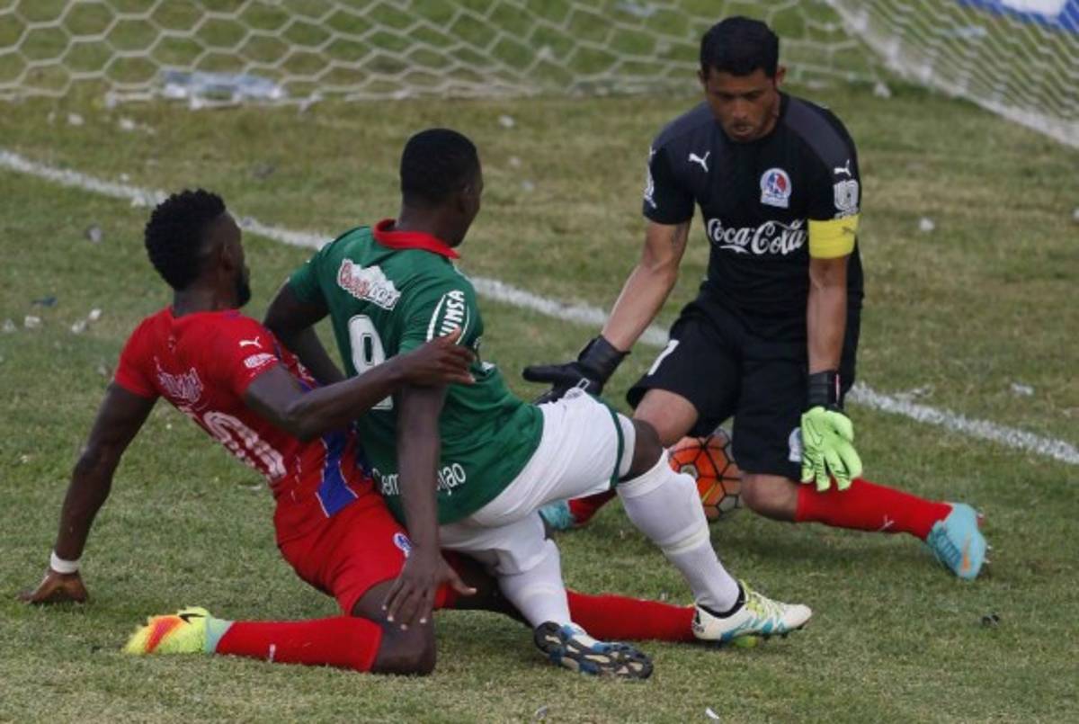 Las imágenes que no viste del clásico Marathón-Olimpia