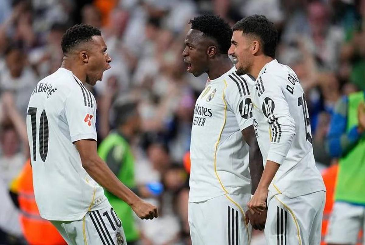 Real Madrid: así es la mujer que habría conquistado a Vinicius y los mensajes tras su doblete en el Bernabéu