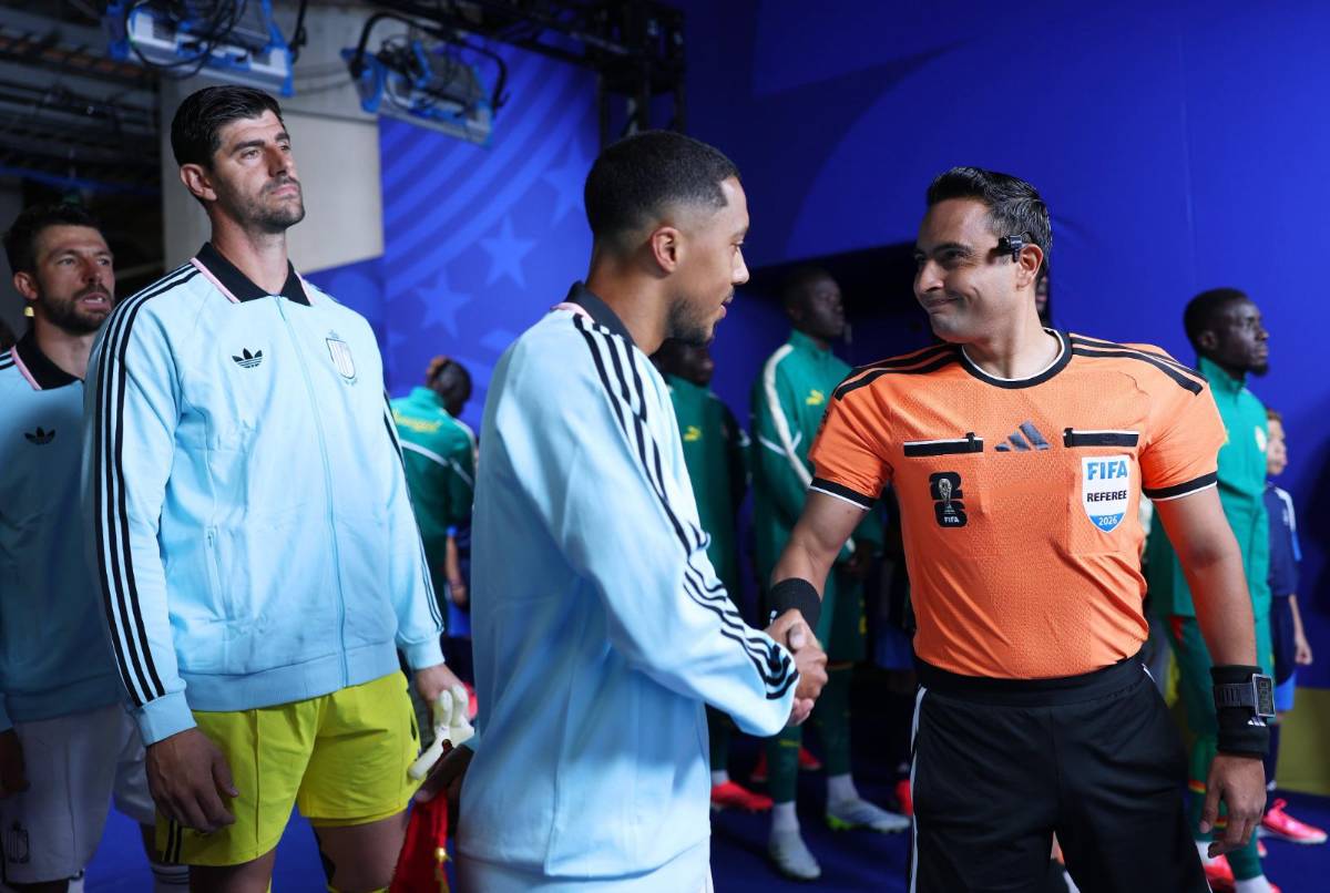 Las polémicas que señalan a Saíd Martínez en la histórica remontada de Bélgica ante Senegal