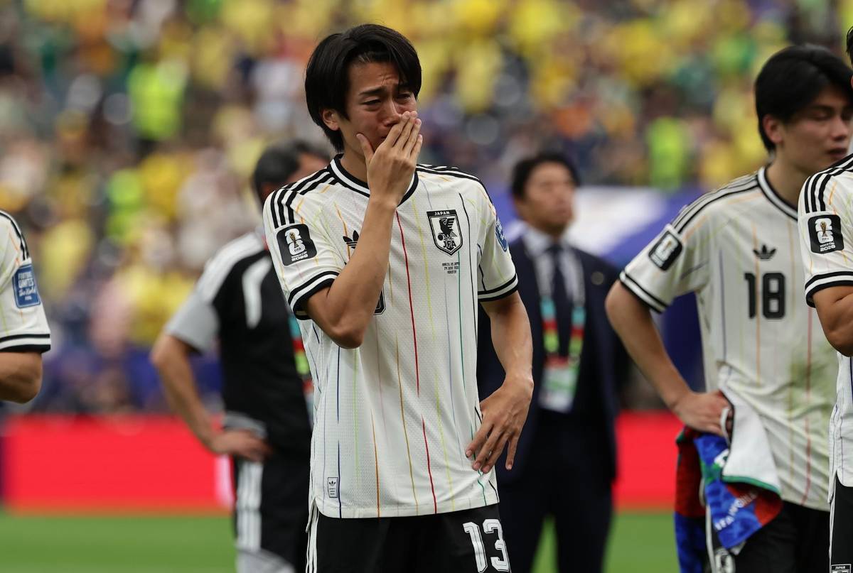 La triste reacción de Shin por Japón y limpia el estadio; Moriyasu pide perdón