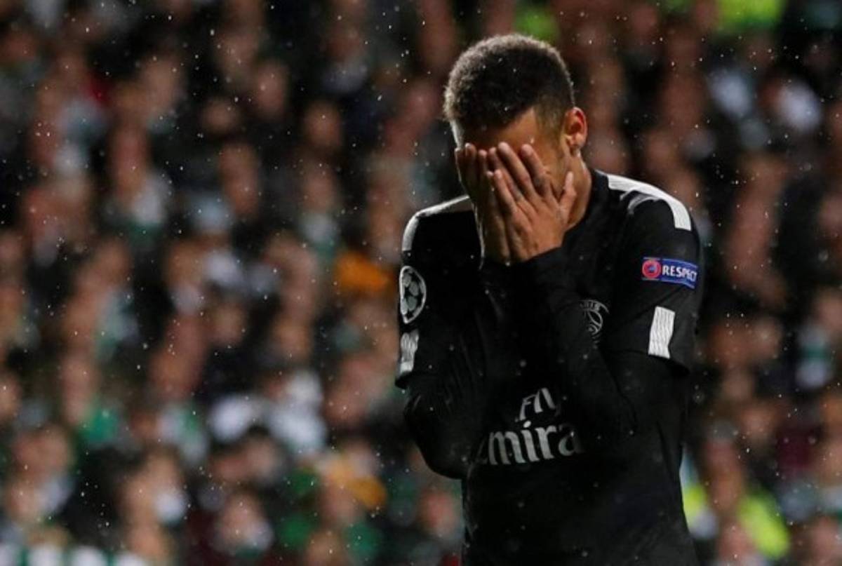 Ex de Neymar aterrorizada, su ex novio amenaza con 'despedazarla' por despiadada mentira