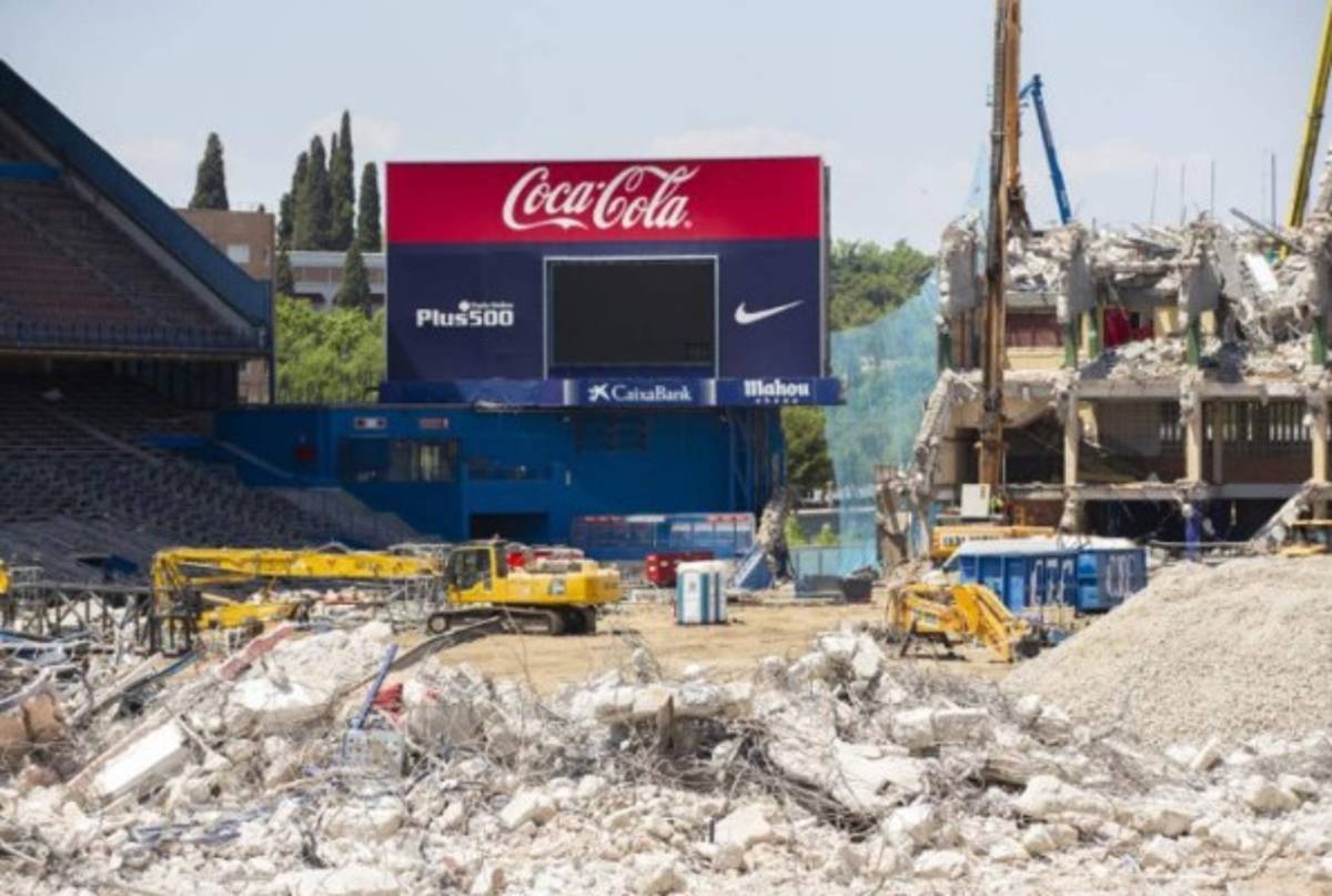 Así desaparece: Las nuevas imágenes de la demolición del estadio Vicente Calderón