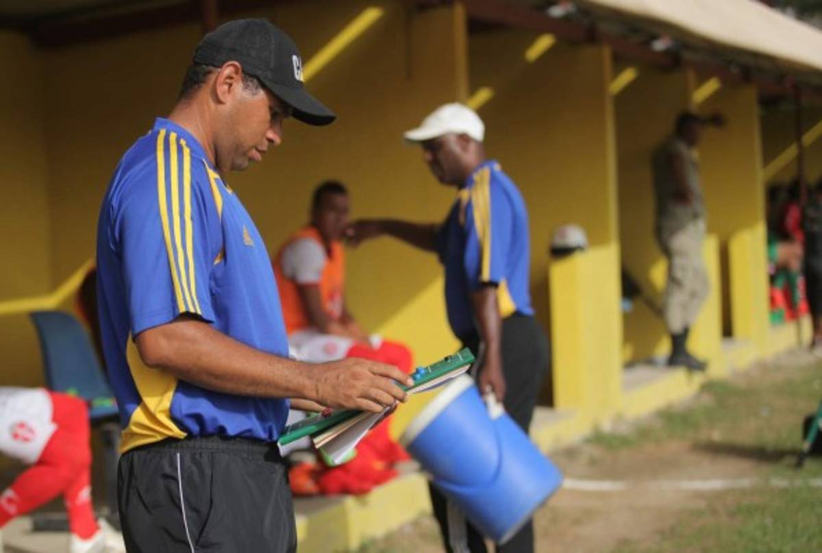 ¡Tiembla Olimpia! Costly también se puede marchar rumbo a Estados Unidos