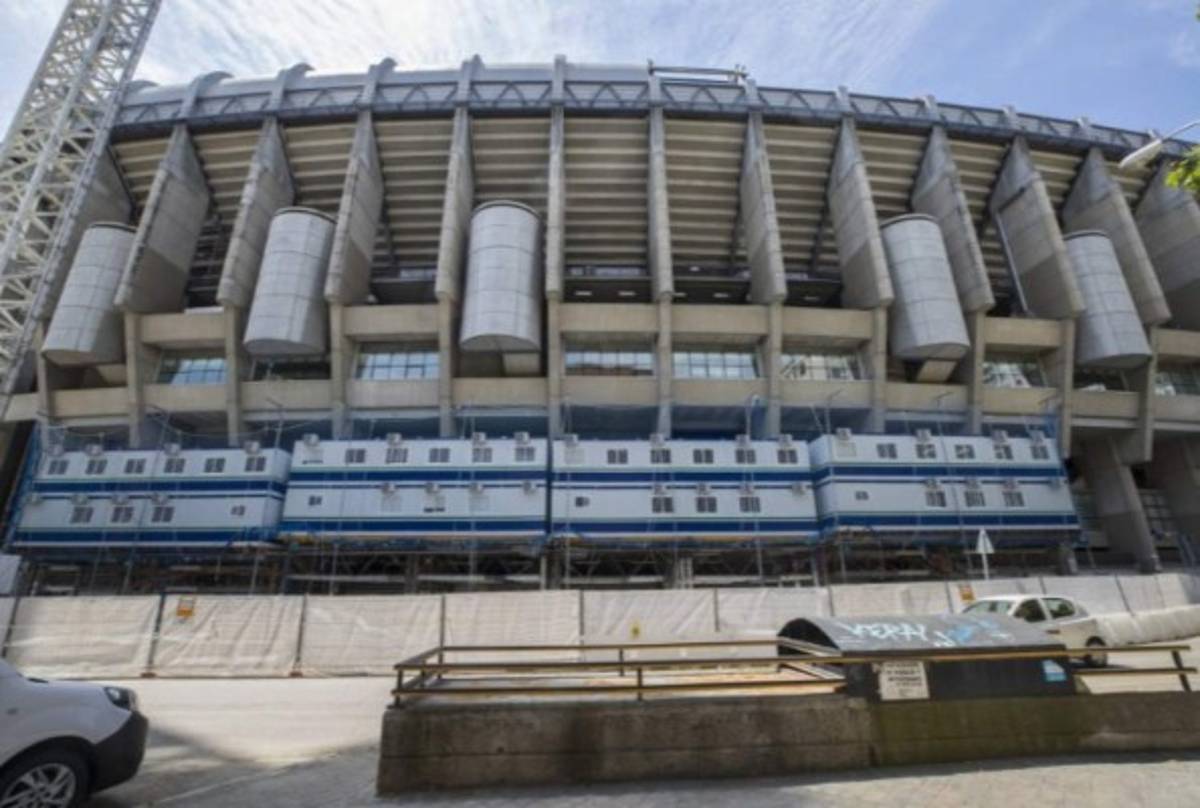 Así siguen las obras para el nuevo Santiago Bernabéu: La cubierta del estadio, en septiembre