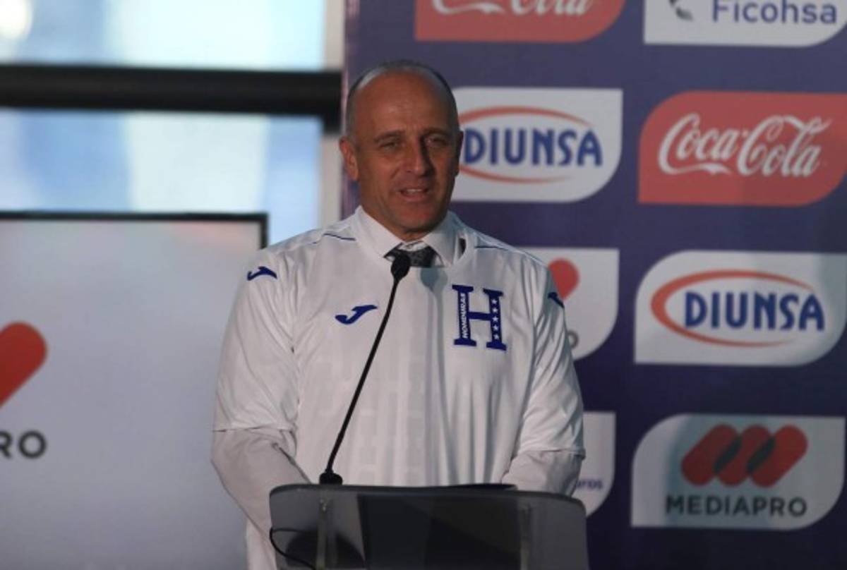 El primer 11 que los aficionados hondureños le piden a Fabián Coito