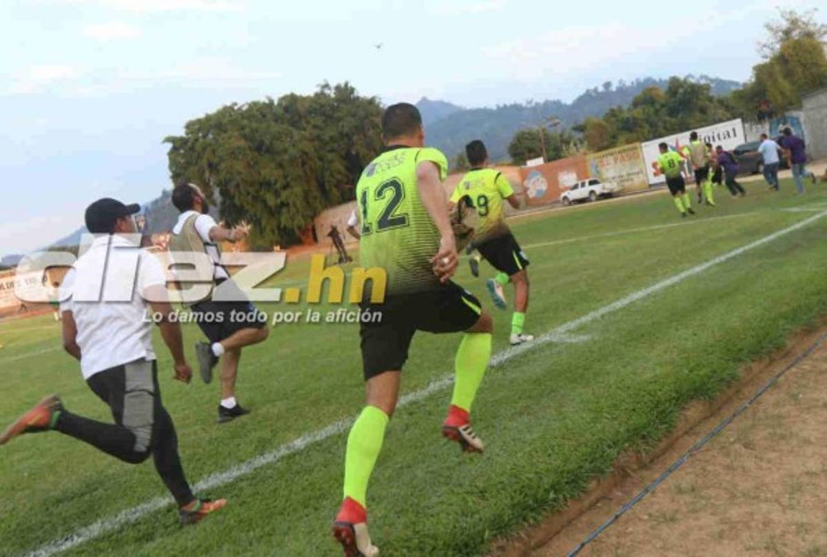 En fotos: Así fue el festejo del Real de Minas al salvar su categoría en Liga Nacional