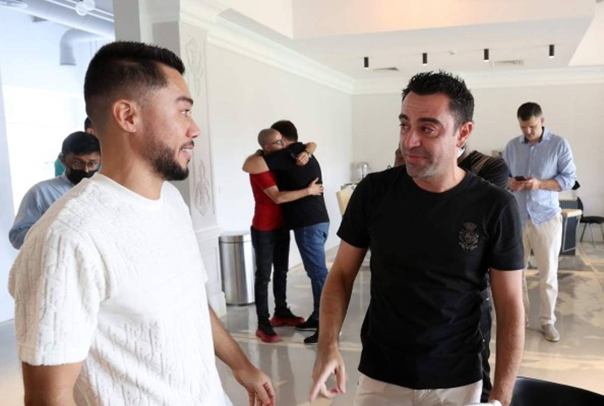 Entre lágrimas y amado: así fue el adiós de Xavi del Al-Sadd de Qatar mientras el Barcelona lo espera