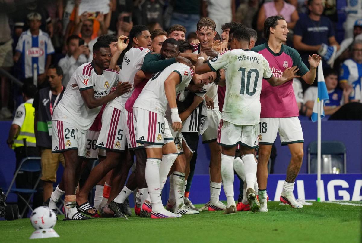 La patada a Vinicius, el penal que pidió Real Madrid y así fue la vuelta de Mourinho