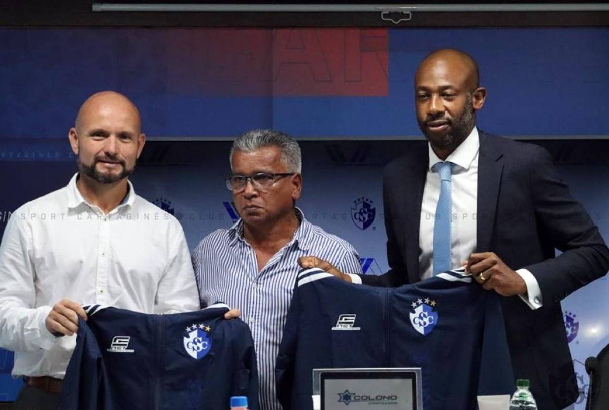 Paulo César Wanchope regresa a los banquillos y es anunciado como nuevo técnico del Cartaginés de Costa Rica