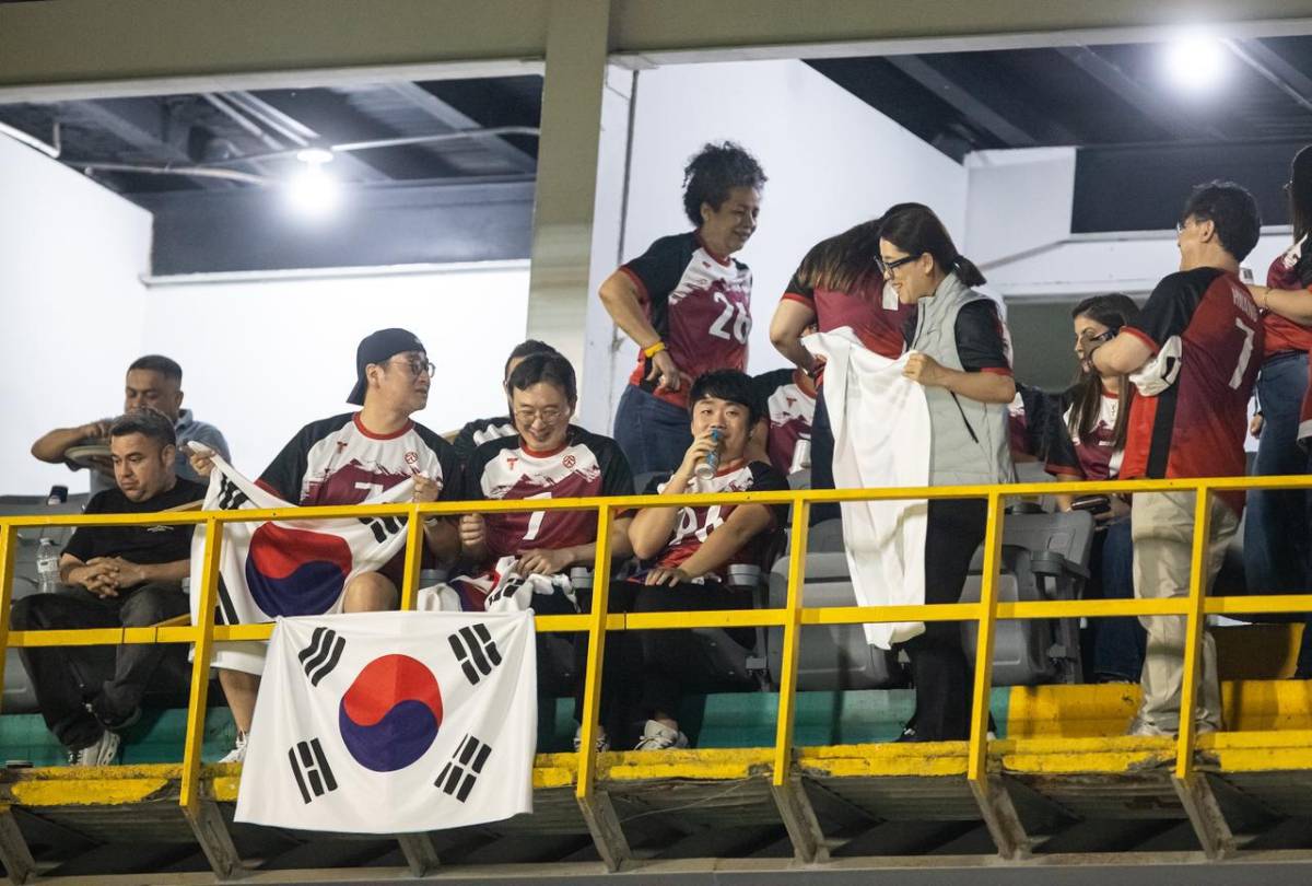 ¡Son y Lloris le cumplen a aficionados! Surcoreanos llegan al Morazán para ver el Real España vs LAFC