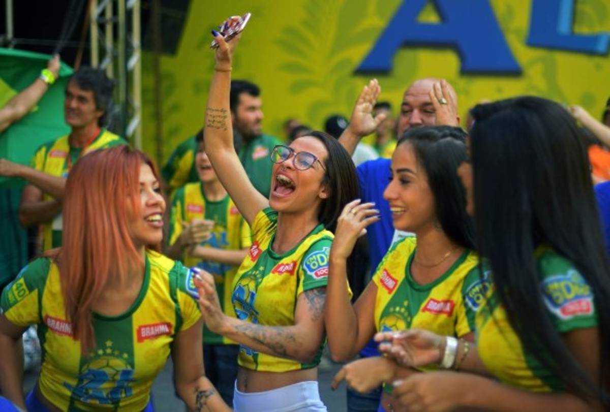 FOTOS: Así festejaron las garotas de Brasil el triunfo sobre Costa Rica en Rusia