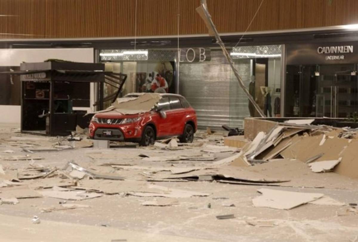 Terror, destrozos y una decena de muertos provoca fuerte sismo del jueves