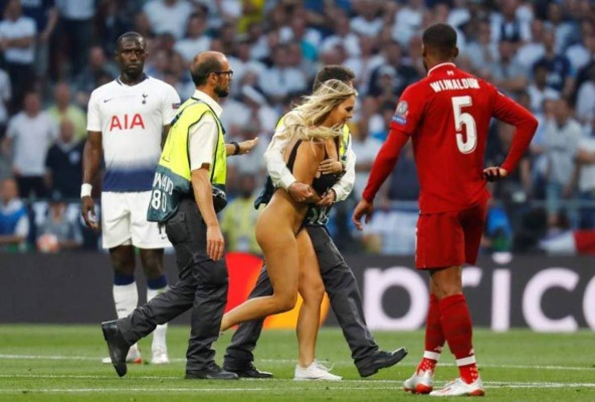 Kinsey Wolanski, la rubia que invadió la final de Champions, hace arder las redes con sus últimas fotografías