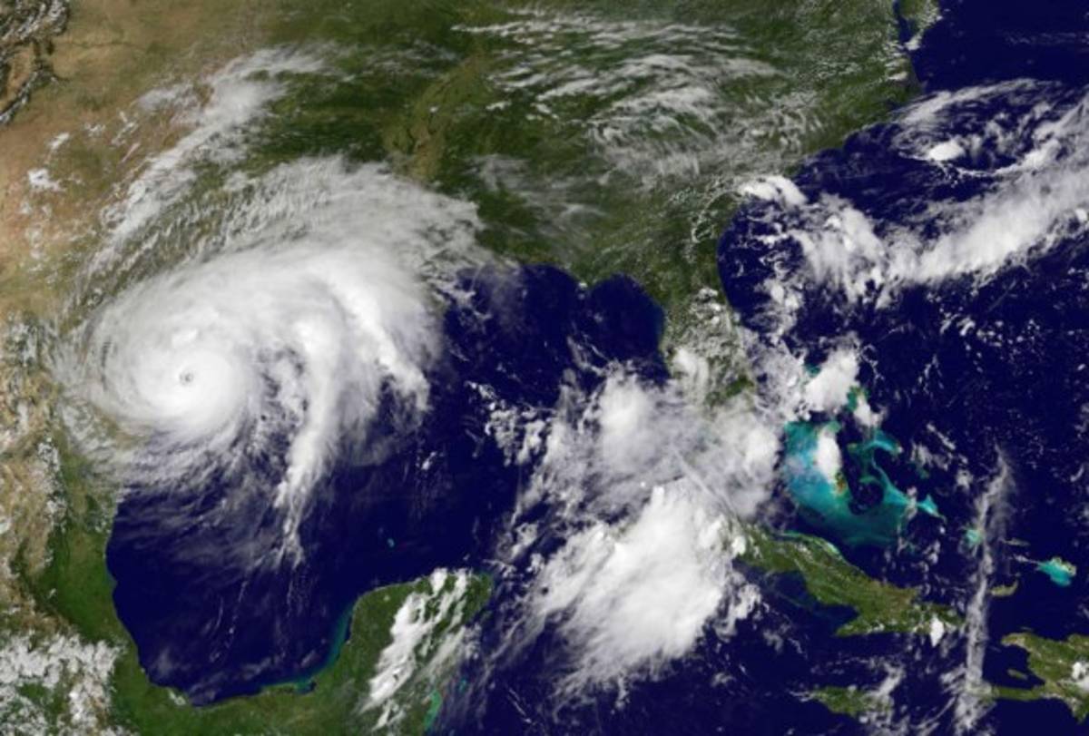 FOTOS: Huracán Harvey causa estragos tras tocar tierra en Texas