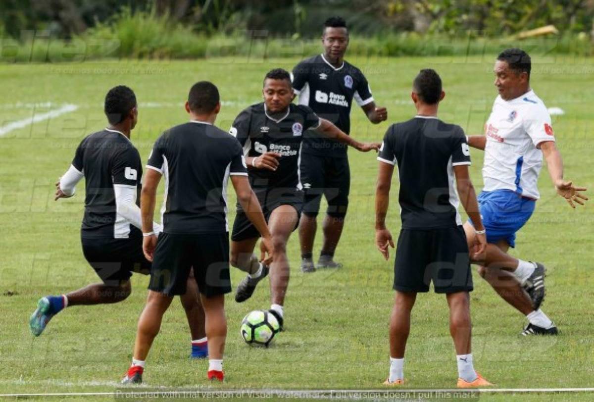 FOTOS: Olimpia trajo hasta porterías para preparar la semifinal en Tela