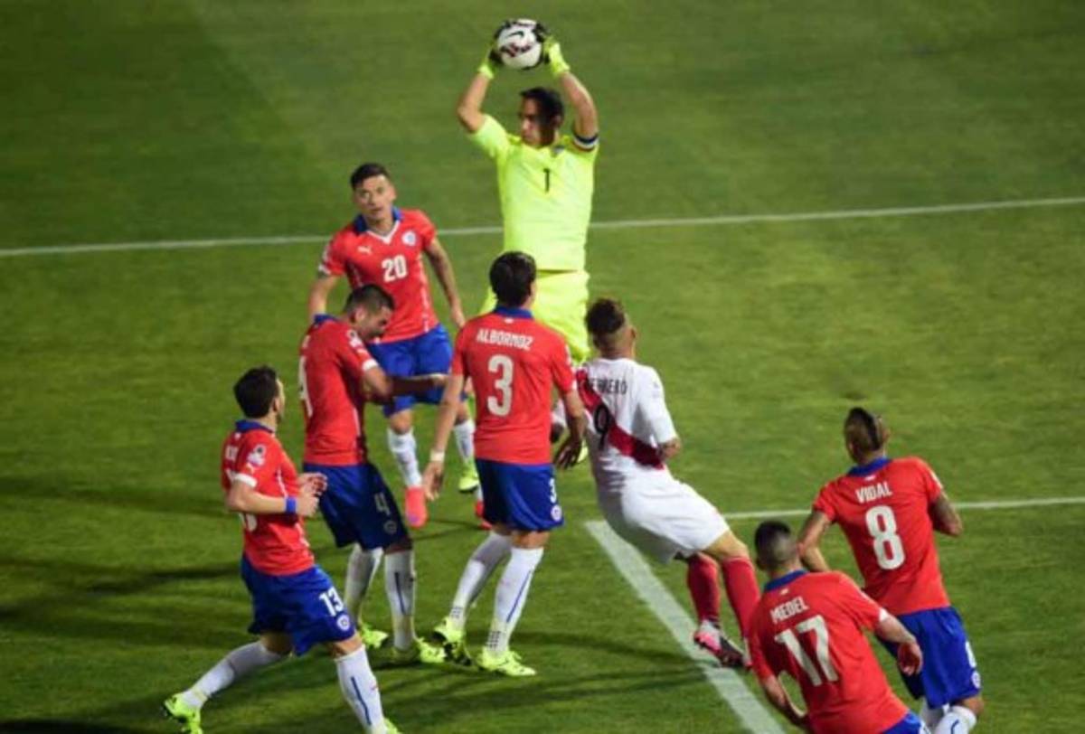 Chile venció 2-1 a Perú y pasa ala final de la Copa America 2015