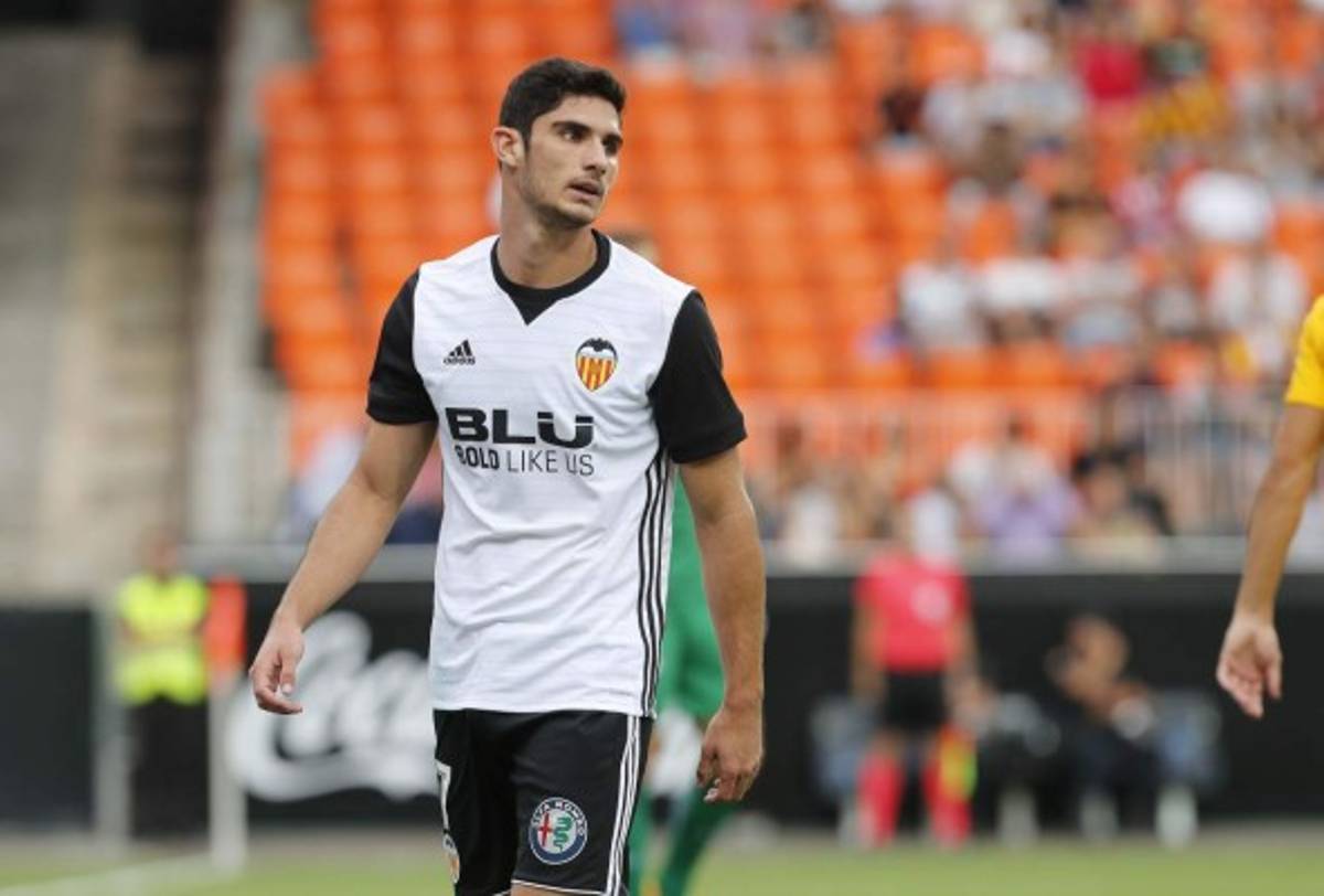 MERCADO: La decisión de Di María con el PSG; Paolo Guerrero está cerca de llegar a México