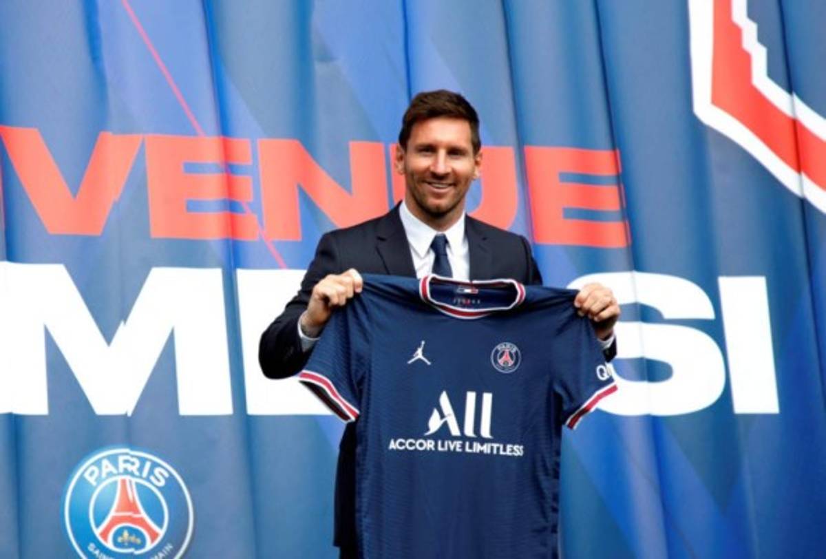 Le ofreció ayuda y entregó una tarjeta con su número: la sorpresa que se llevó Messi en su presentación con el PSG  