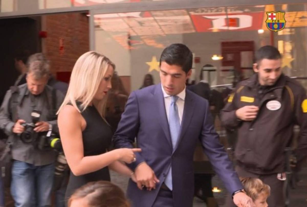 Fotos: Antonella se roba las miradas en una cena del Barcelona