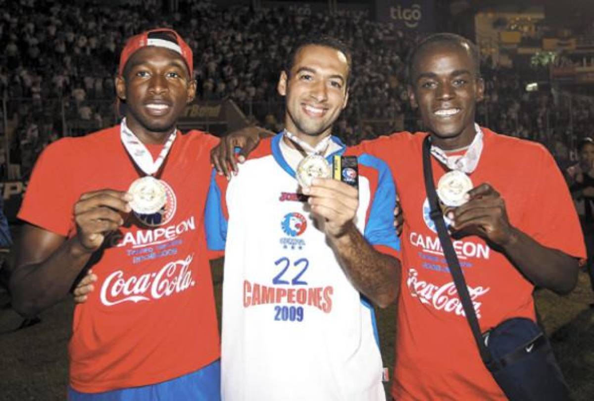Tres alcanzaron puestos de leyenda: así quedó la nueva lista de jugadores con más títulos en Olimpia tras ganar la ‘36’
