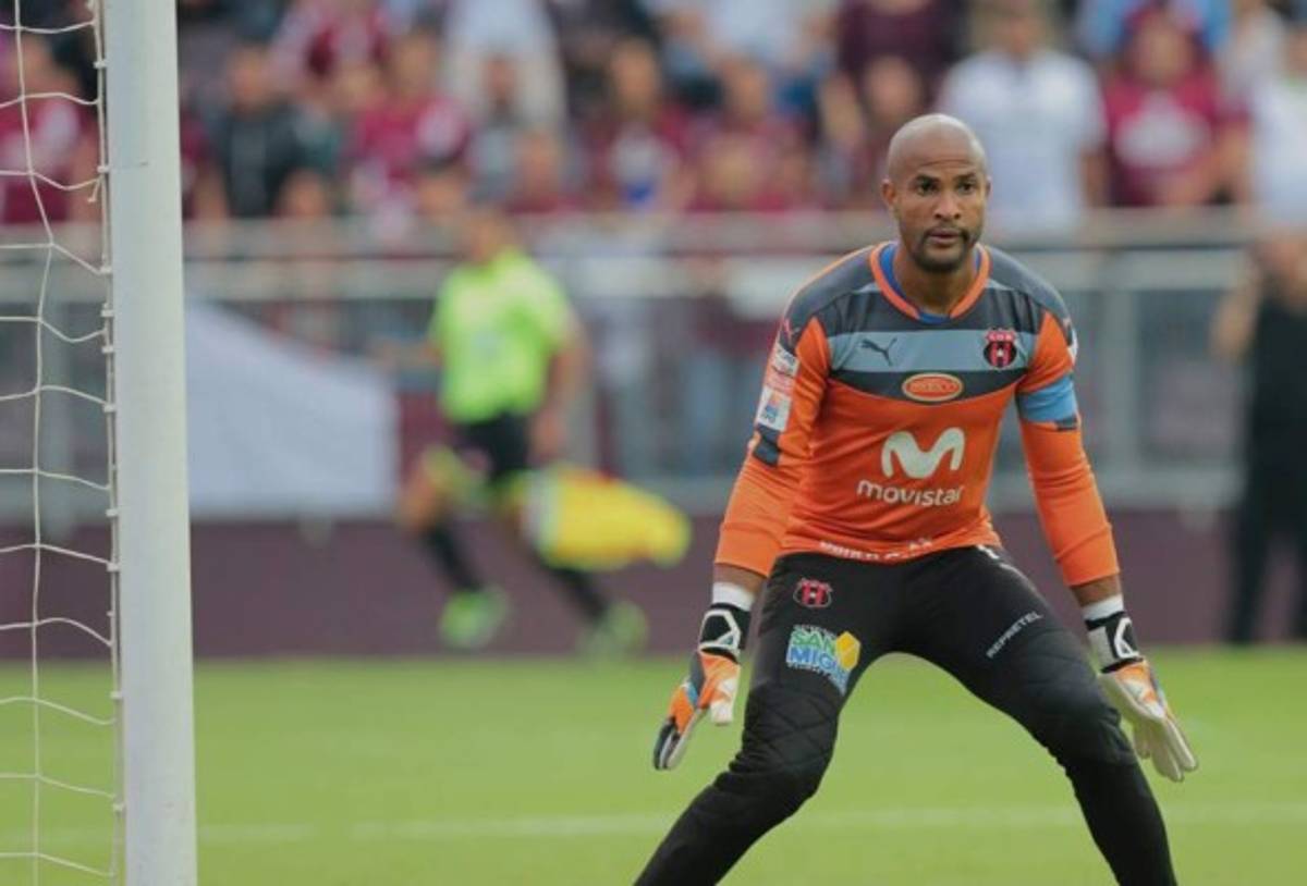 ¡Llegan a un grande! Así es Alajuelense, club al que llegará Rojas y Garrido