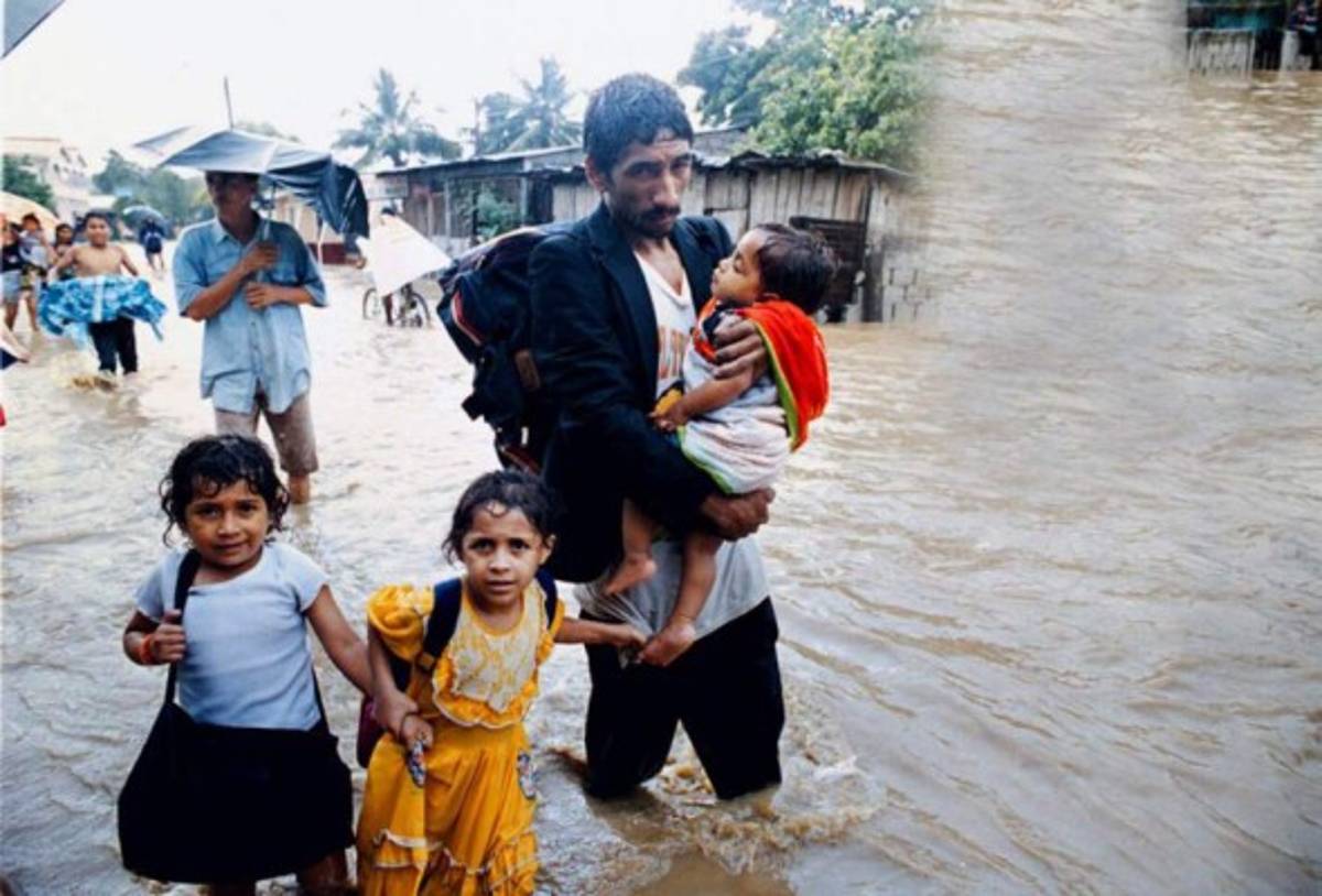 Tenebrosas fotos: Se cumplen 20 años del mortífero paso del Huracán Mitch por Honduras