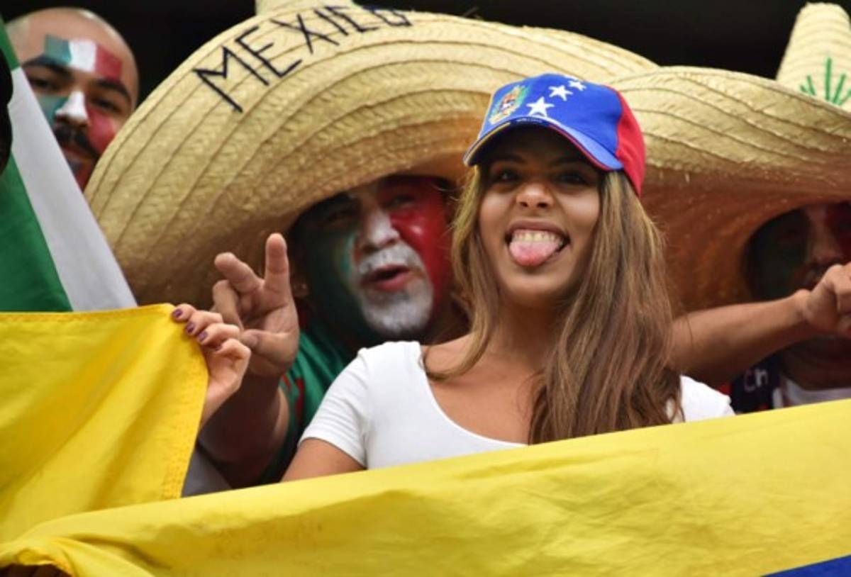 FOTOS: México y Venezuela ponen la belleza y colorido en las gradas