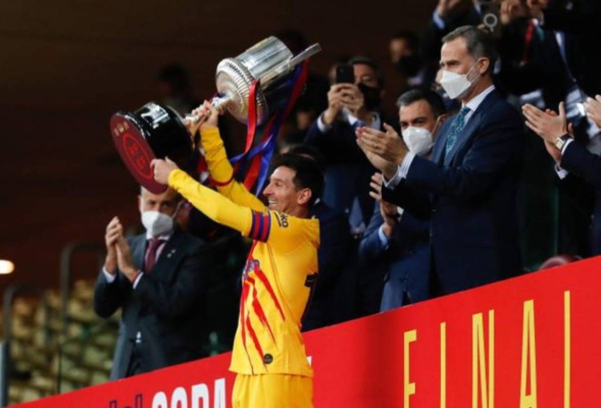 Desde el primer al último partido: La gloriosa carrera de Lionel Messi en el Barcelona en imágenes