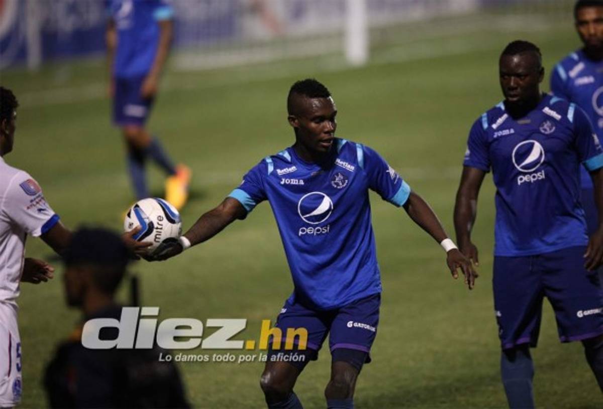 'Choco' Lozano billó más que Rubilio Castillo en el primer duelo de la final