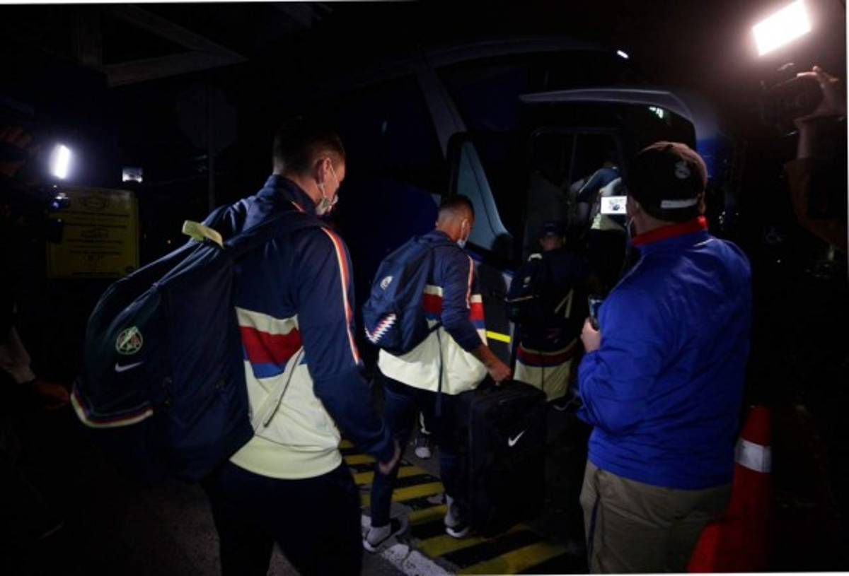 Con toda la artillería: El América de Solari llegó a Honduras y trae a sus figuras para juego ante Olimpia