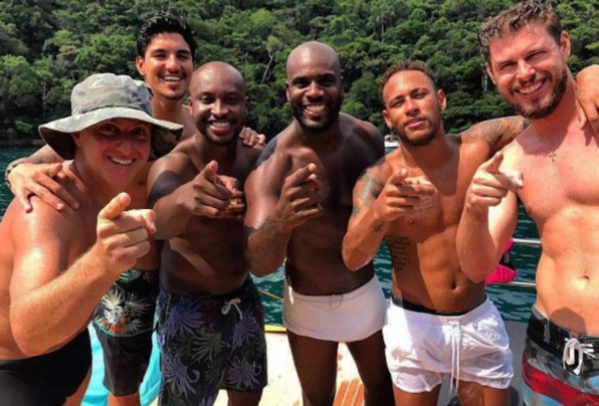 IMPERDIBLE: Así recibieron el año 2017 las máximas estrellas del fútbol