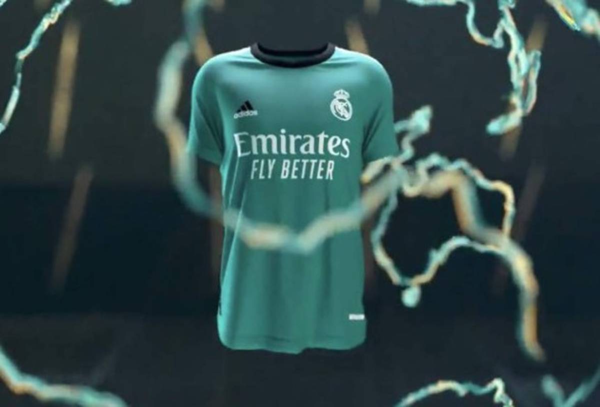 Los aficionados la odian: Real Madrid presenta su tercer uniforme de la temporada 2021/22 entre críticas