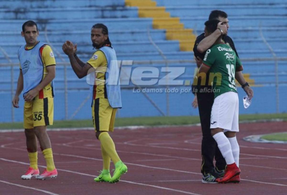 ¡Adiós capitán! Así fue el último partido de Mario Berríos con Marathón