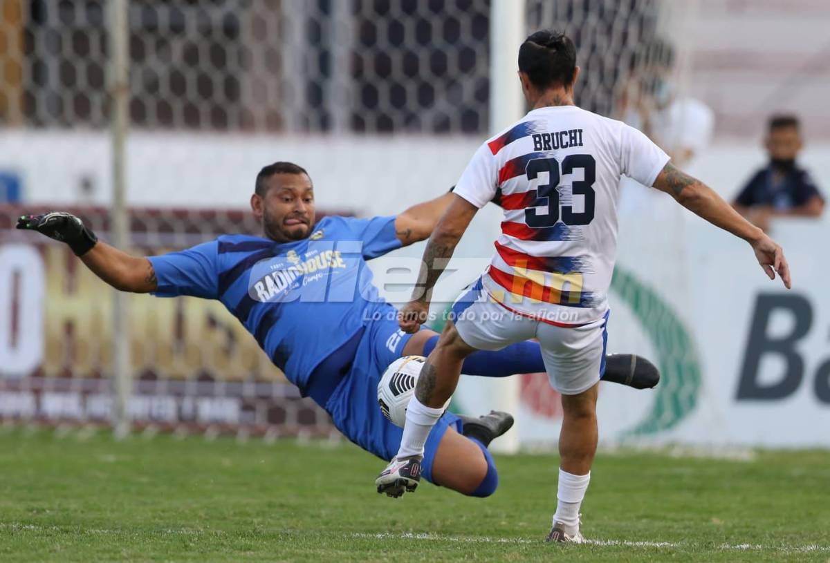 ¡No pierden el toque! Así lucen los exjugadores de Olimpia y Motagua que disfrutaron en un partido benéfico en Tegucigalpa