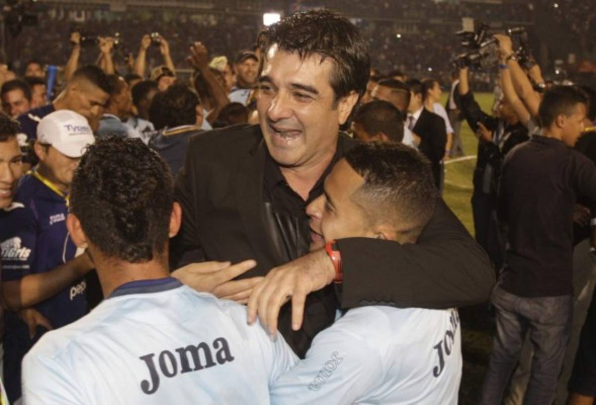 Motagua anuncia renovación de Diego Vázquez