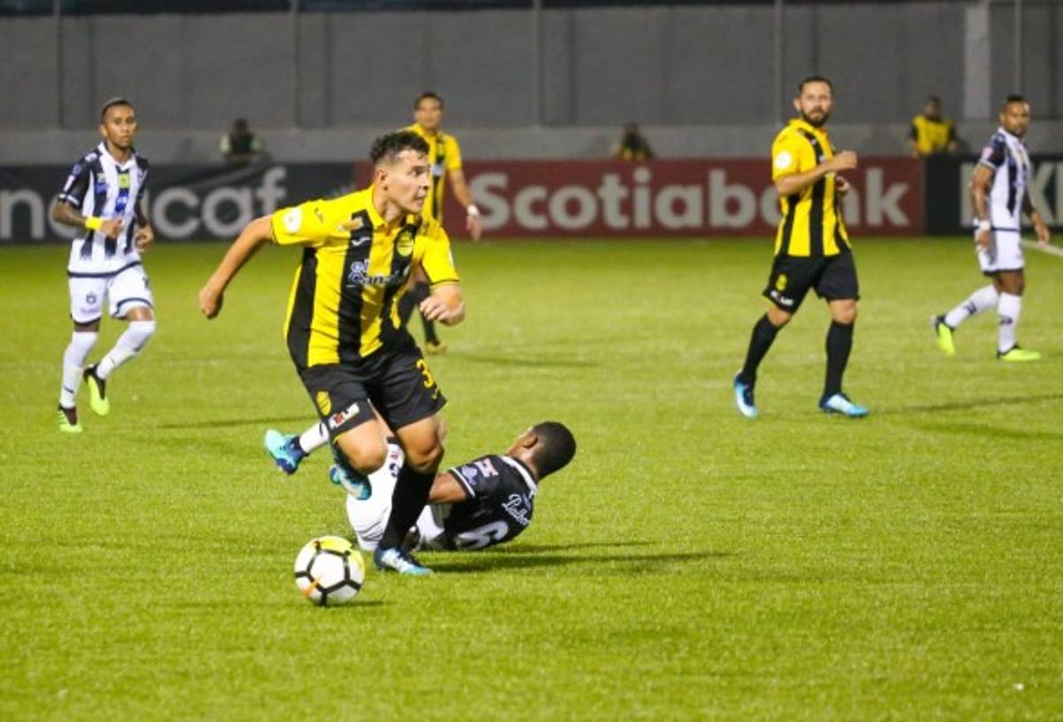 EN FOTOS: Así fue el juego entre Tauro y Real España en Liga Concacaf