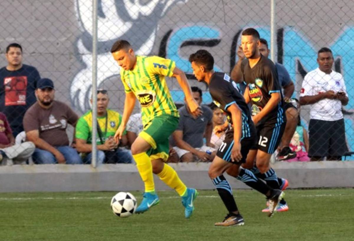 EN FOTOS: ¡Así se vive el Ascenso en el fútbol de Honduras!