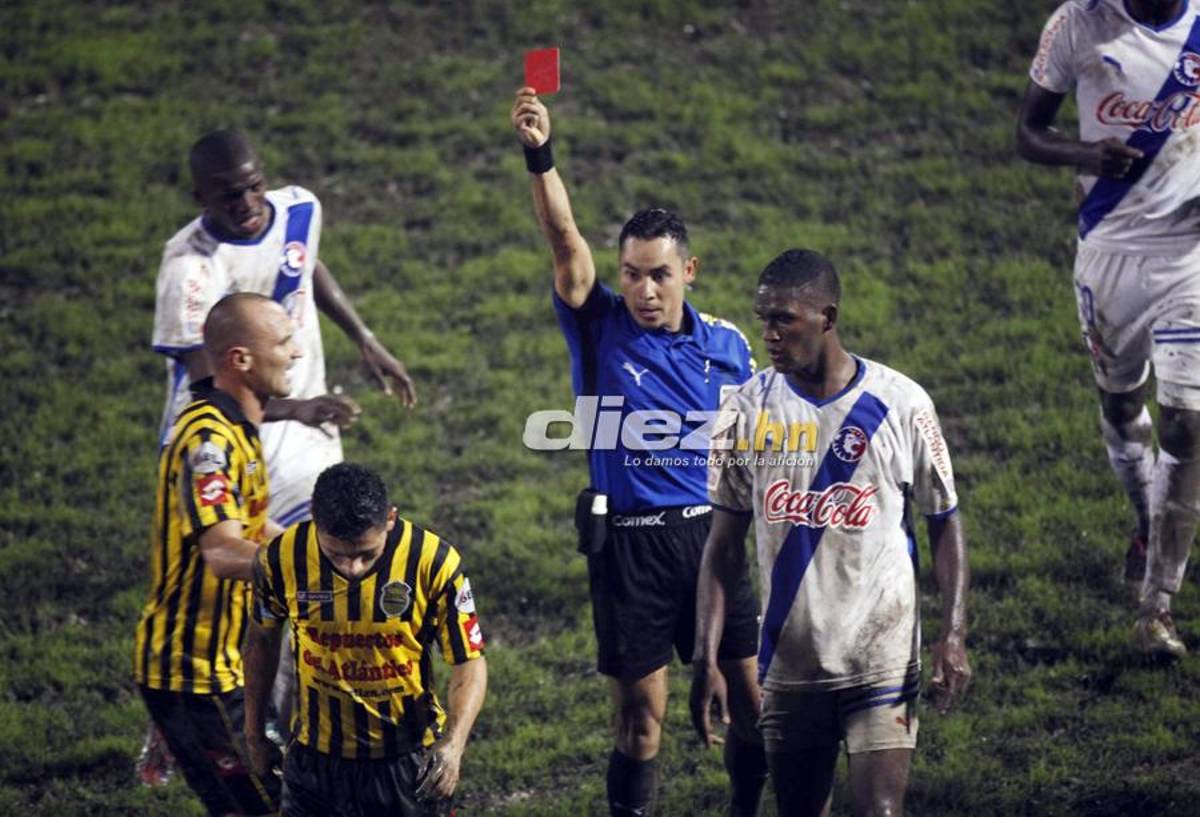 ¡Llenazo, festejo y rostros tristes! Las imágenes de la última final que disputaron Real España vs. Olimpia en el Morazán