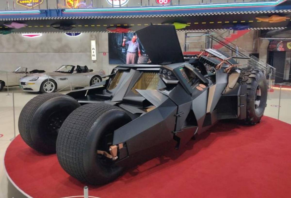 Neymar compró el Batimóvil, pero no puede usarlo: tres años en construirse y la millonada que pagó por su nuevo capricho